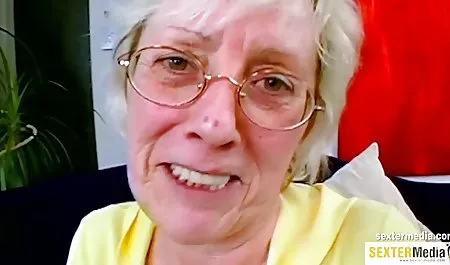 Busty 個人 エロ milfご自身