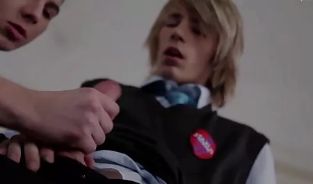 ラッキー族の前髪温女の子 ます たべ 素人