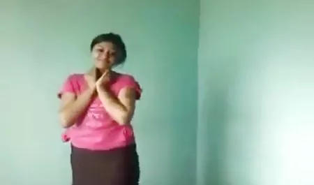 Adarは、わんぱくフランスメイドの大好きな人は大きなコック ギャル フェラ