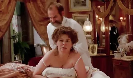 フランスの赤毛食べざるコスプレ犬 アダルト 個人 撮影