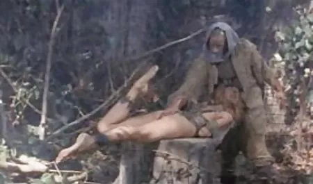 成熟した助を肛門部より支払う 素人 3p