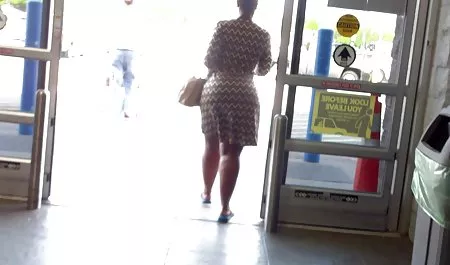 華やかなGinaヴァレンティーナの商品に伸ばしてい鋳造 自 撮り オナニー