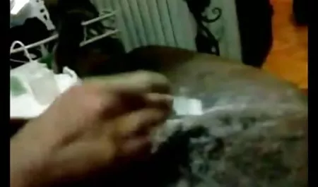 超企業の若手ティーンが大好きブラシ劇場 素人 エロ 画像